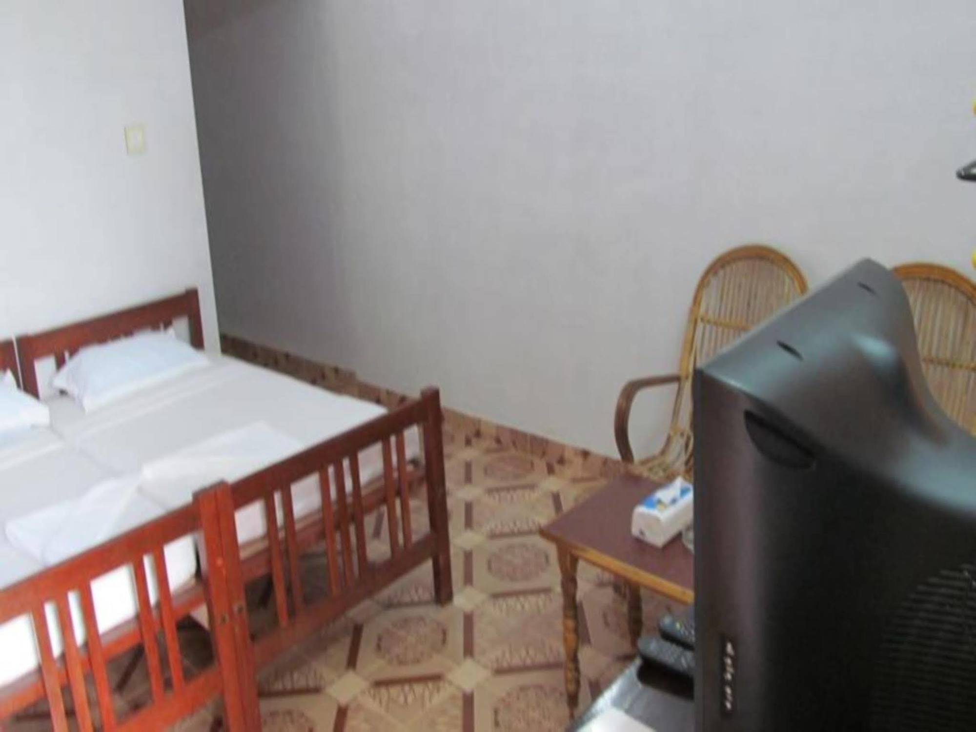 Hotel Heavenly Breeze à Varkala Extérieur photo